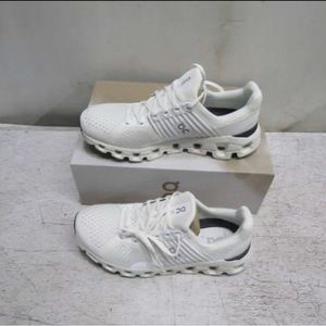 On Cloudswift NIB Women’s 9.5